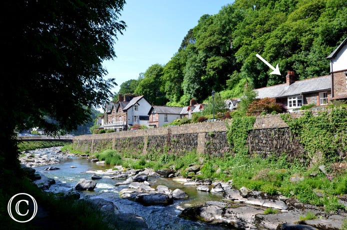 Summerville is a tastefully modernised 19th century cottage in a superb location beside the cascading East Lyn River