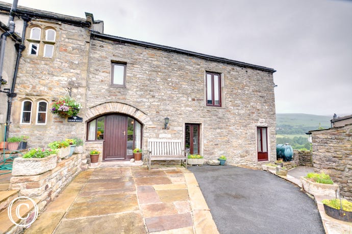 The cottage is ideally situated for exploring the Yorkshire Dales.